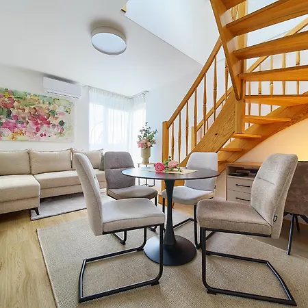 アパート Reja Comfy Elegance By Bookinghost *