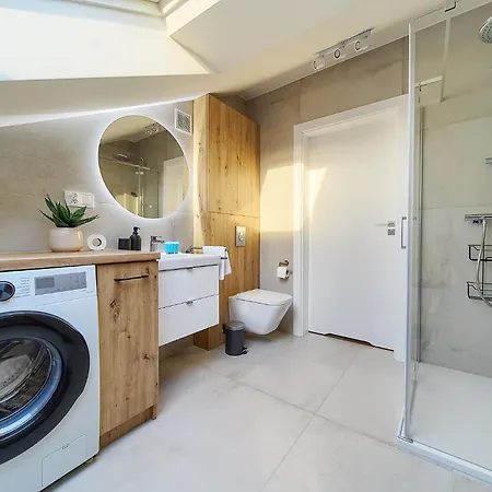 Reja Comfy Elegance By Bookinghost アパート *