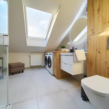 アパート Reja Comfy Elegance By Bookinghost ヴロツワフ