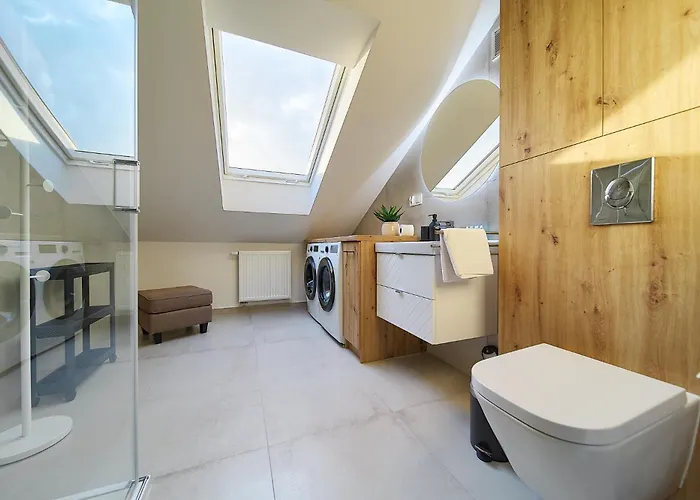 Lejlighed Reja Comfy Elegance By Bookinghost Wrocław