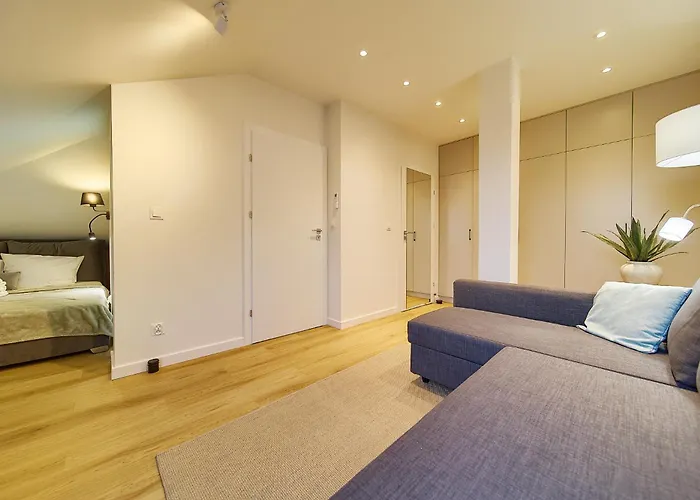 Reja Comfy Elegance By Bookinghost Lejlighed